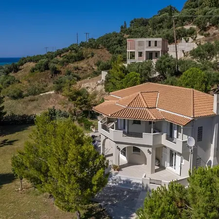 Holiday home Zavria Homing Selection Argassi